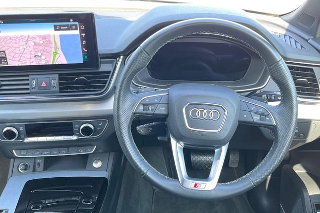AUDI Q5 Photo 11