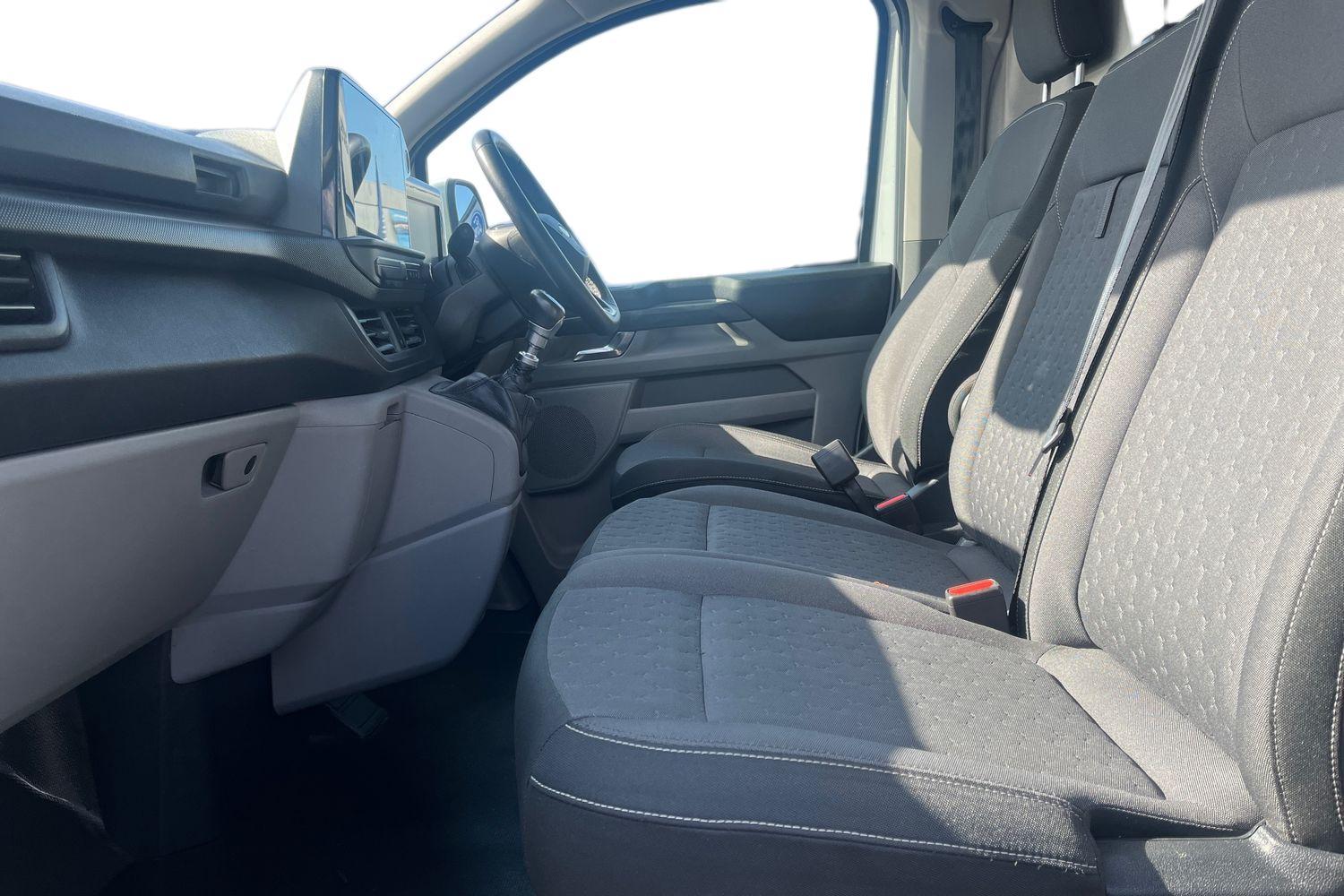 Ford TRANSIT CUSTOM Photo 9