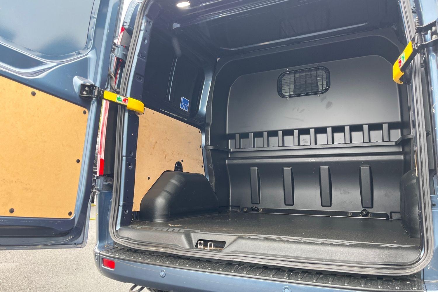 Ford TRANSIT CUSTOM Photo 4