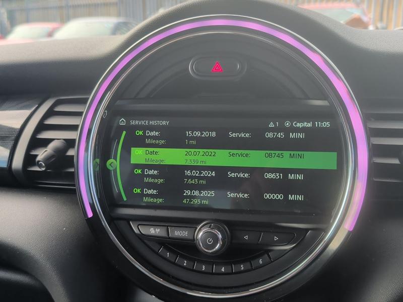 Used MINI Hatch YY68WFF 37