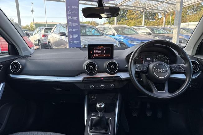 AUDI Q2 Photo 10