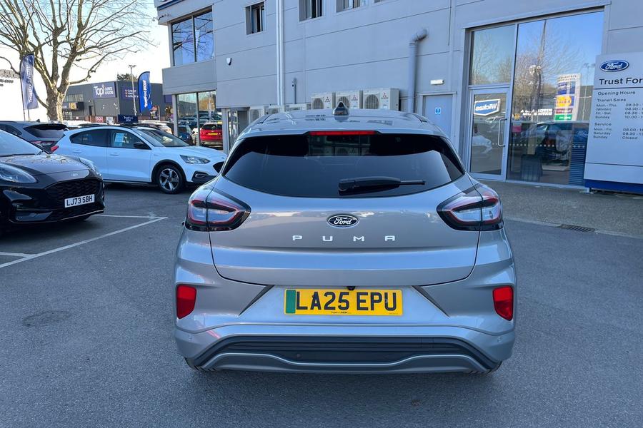 Ford PUMA Photo autoimg-31f55247d0db6278a91fe3b3d90c3cc814151530.jpg