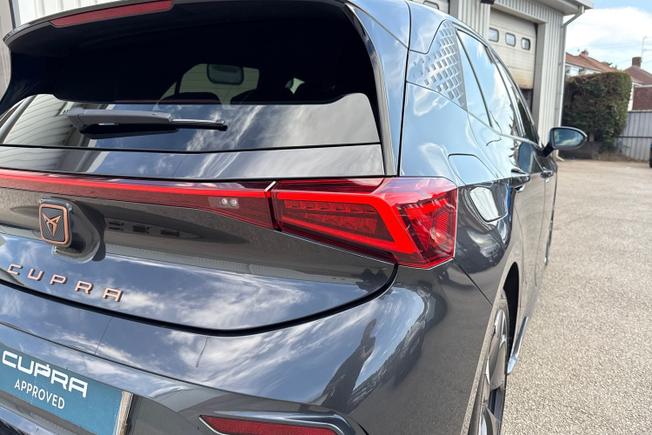CUPRA Born Photo 18