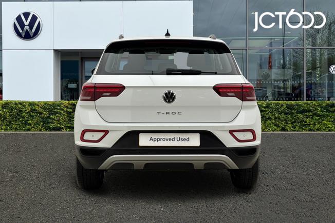 Volkswagen T-ROC Photo 7