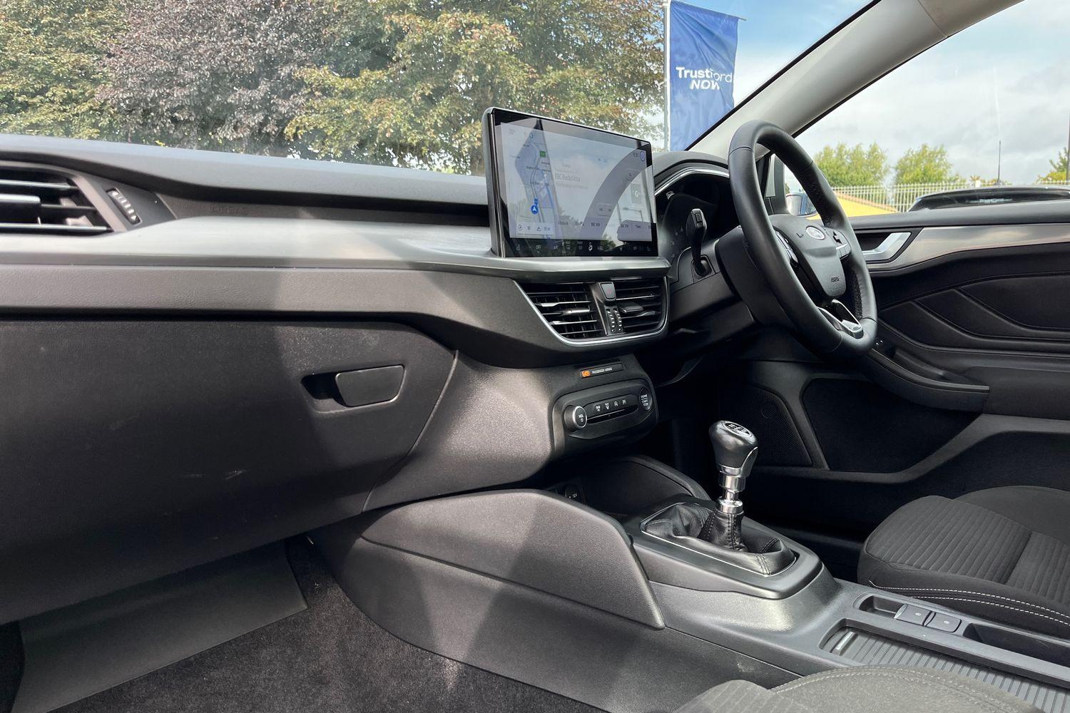 Ford FOCUS Photo 17