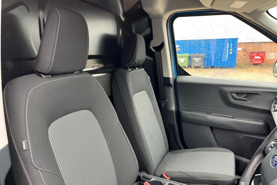 Used Ford E-TRANSIT COURIER LA75RDZ 21