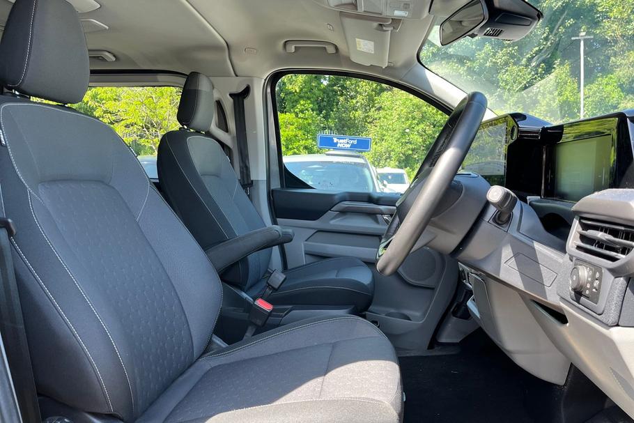 Used Ford E-Tourneo Custom EF25YPO 17