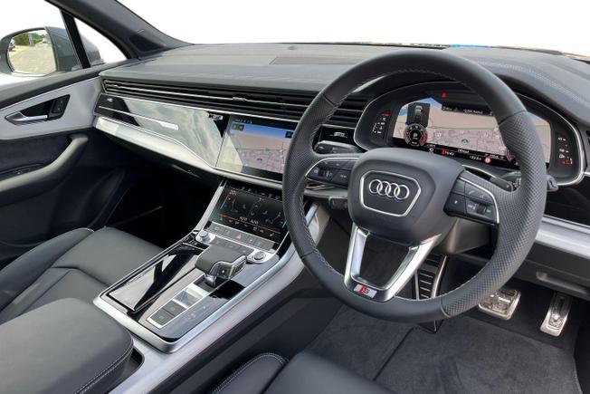 Audi Q7 Photo 6