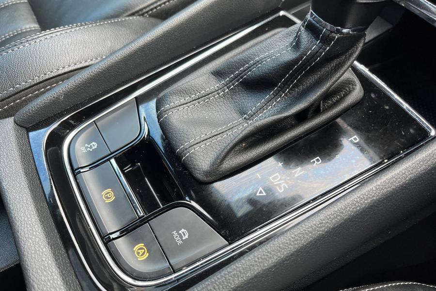 Skoda KAROQ Photo autoimg-3208f70b61098dd0f6c12beffdd6ded1eb7251d5.jpg