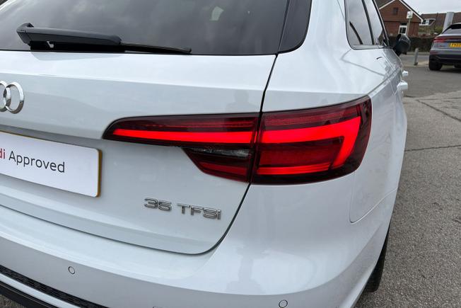 AUDI A4 Avant Photo 54