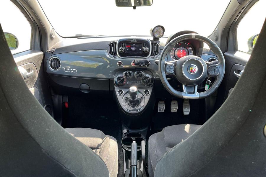 Abarth 595 Photo autoimg-320caa154f6267ddf7874e82a500037389140c32.jpg