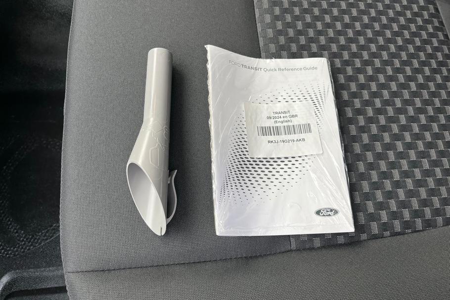 Used Ford TRANSIT 8