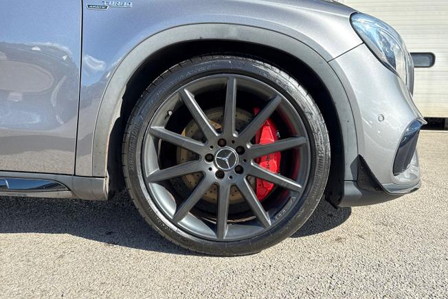 MERCEDES-BENZ Gla Photo 5