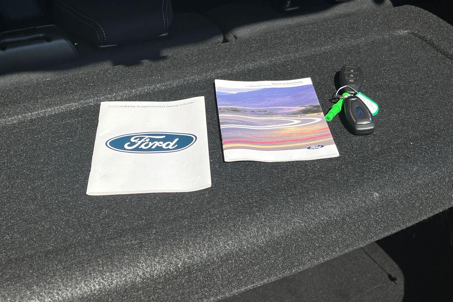 Ford FIESTA Photo 21