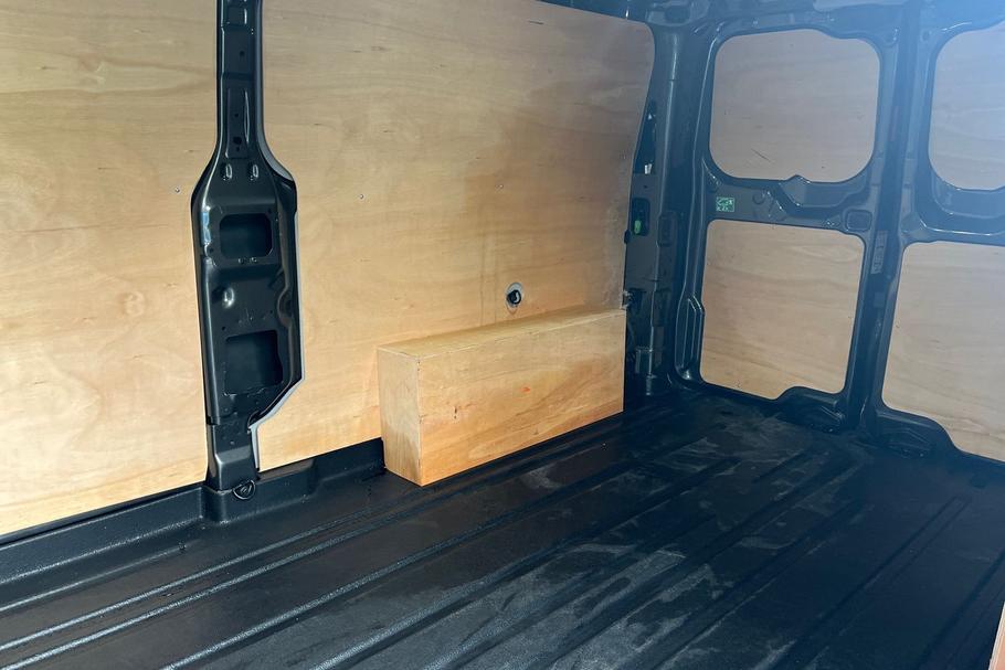 Used FORD TRANSIT CUSTOM WN75OEO 4