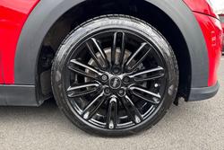 MINI Hatch Photo 5