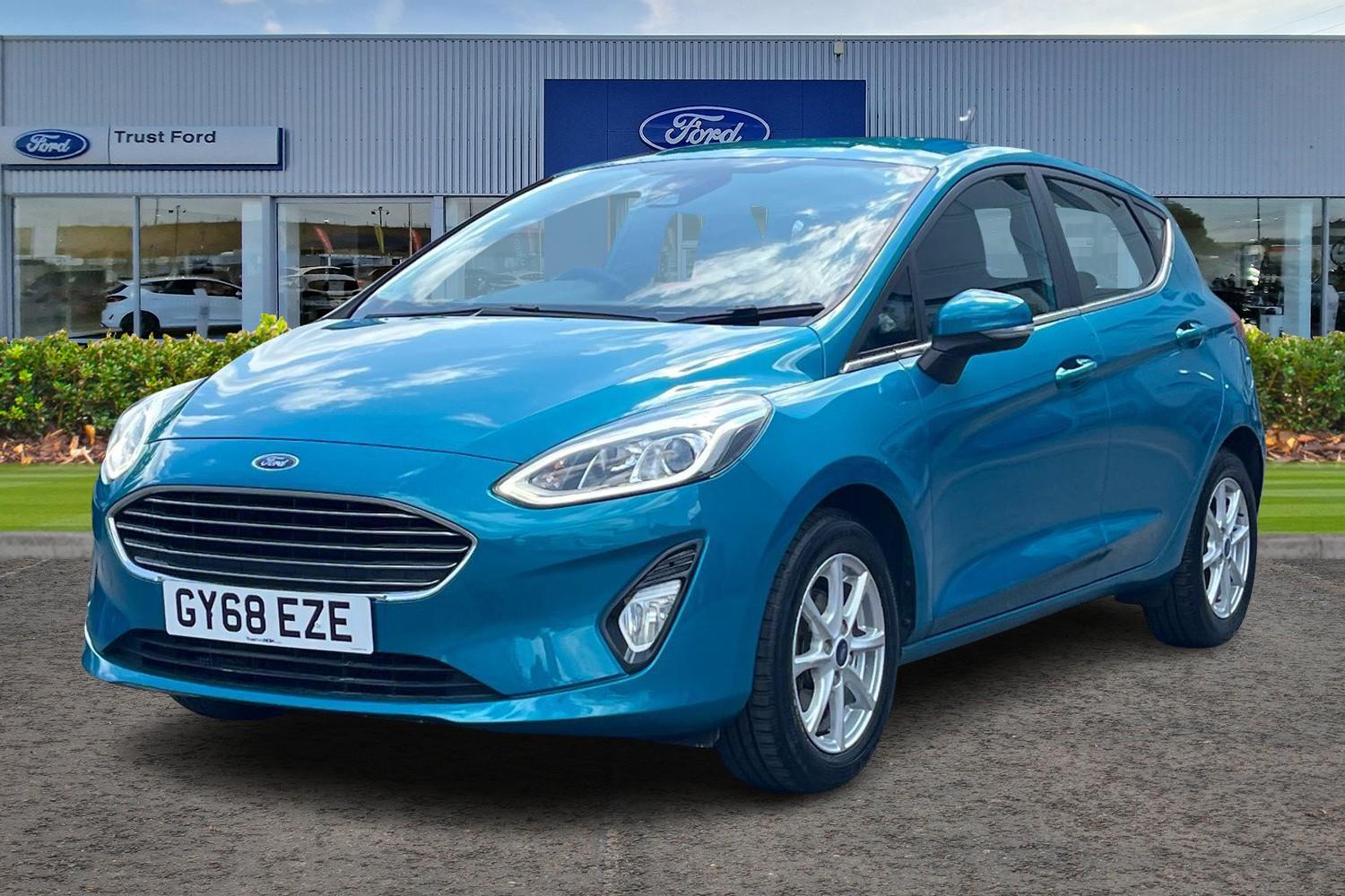 Ford FIESTA Photo 4