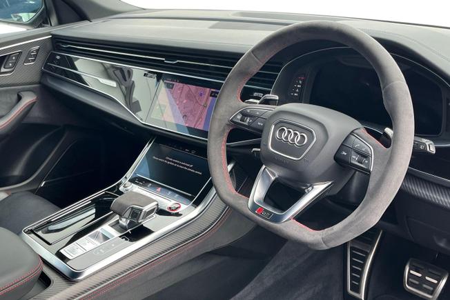 AUDI Rsq8 Photo 6