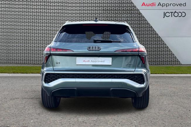 AUDI Q3 Photo 7