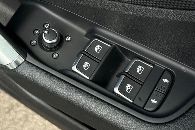 AUDI Q2 Photo 30