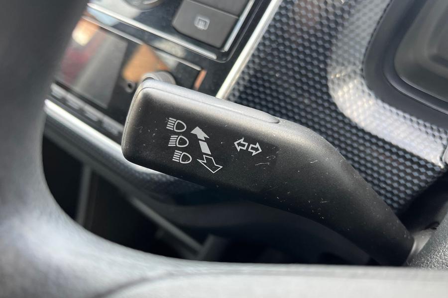 Volkswagen UP Photo autoimg-32244ad96d023fb08b862b1681eee332da079b88.jpg