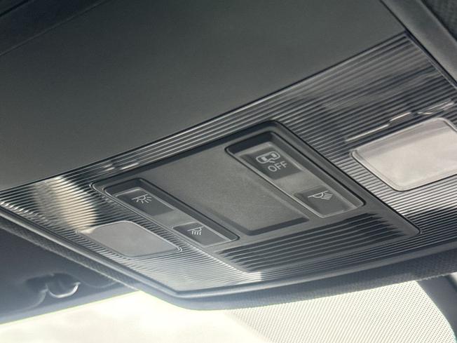 SEAT Ibiza Photo 34