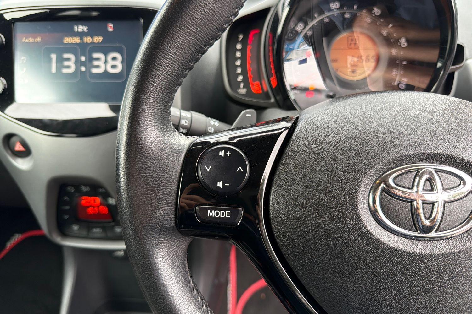 Toyota AYGO Photo 23