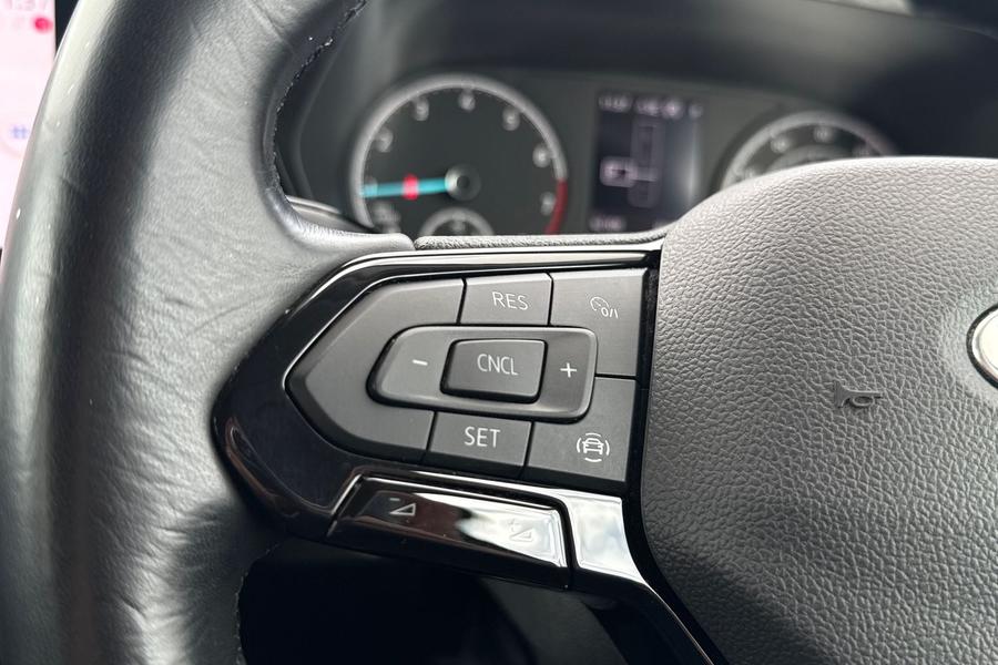 Ford Grand Tourneo Connect Photo autoimg-322d734dcda2a0248374eeb0d74a81d95ccf49a6.jpg
