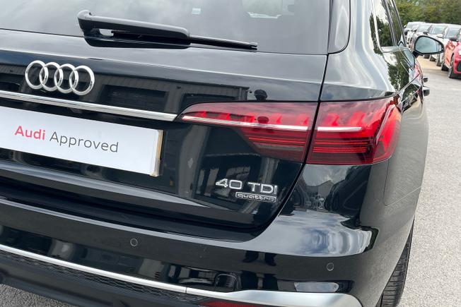 AUDI A4 Avant Photo 18