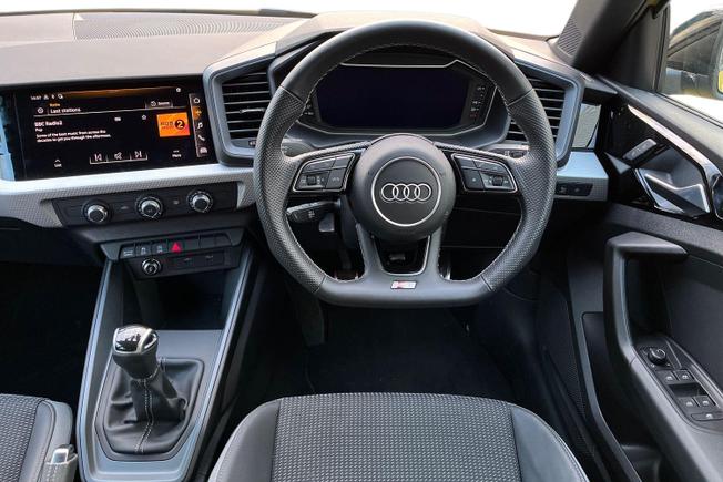 AUDI A1 Photo 11