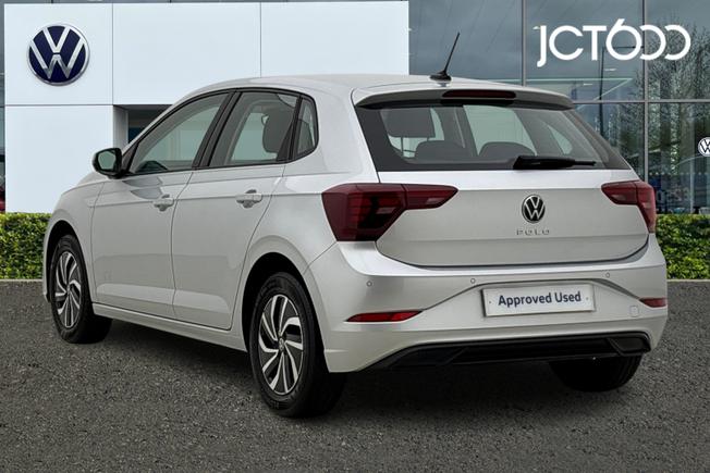 VOLKSWAGEN Polo Photo 3
