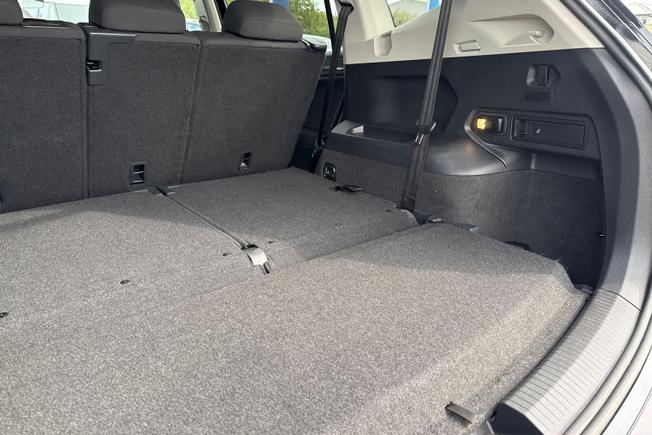 VOLKSWAGEN Tiguan Allspace Photo 23