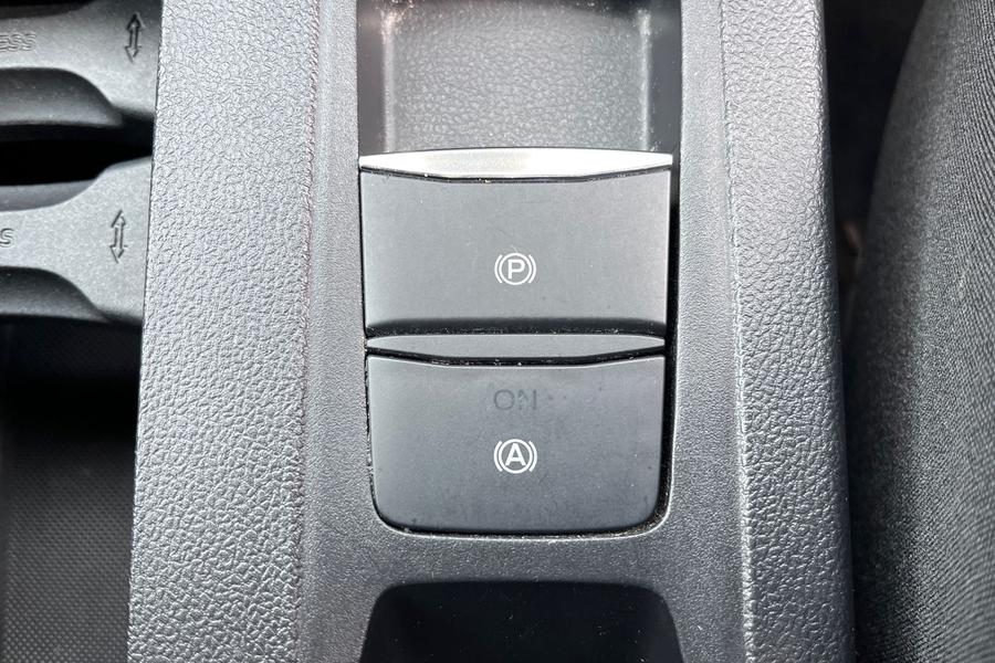 Ford Focus Photo autoimg-323f85cbf1e23d2bf02d26c29698d87fb82aeda2.jpg