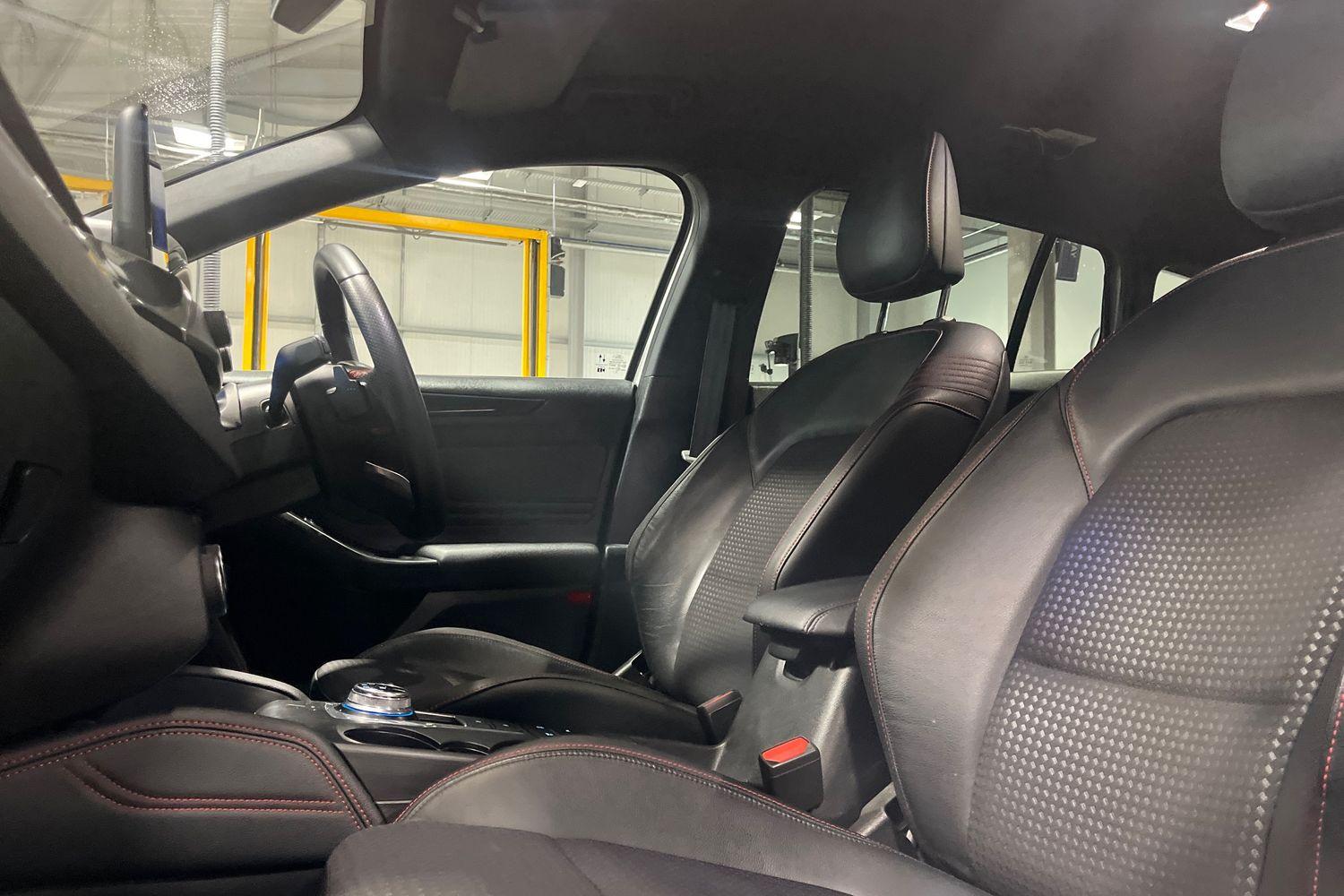 Ford Focus Photo 18