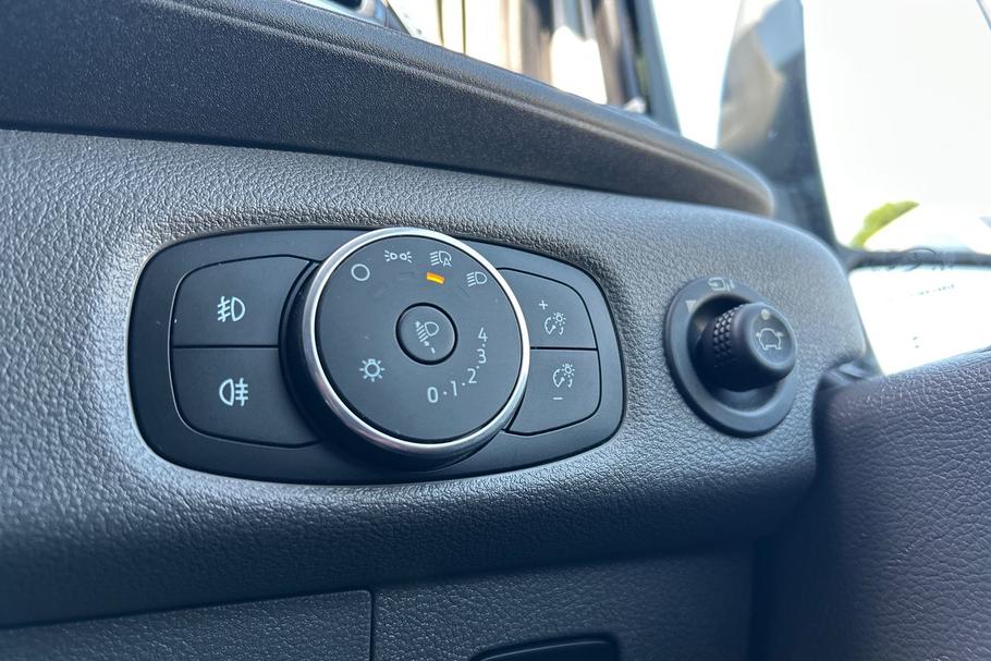 Used Ford TRANSIT WV74TMO 26