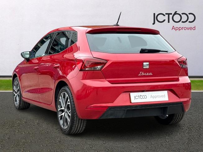 SEAT Ibiza Photo 3