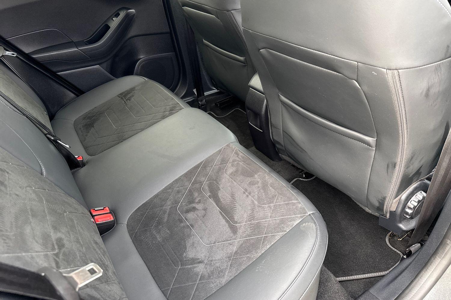 Ford FIESTA Photo 37