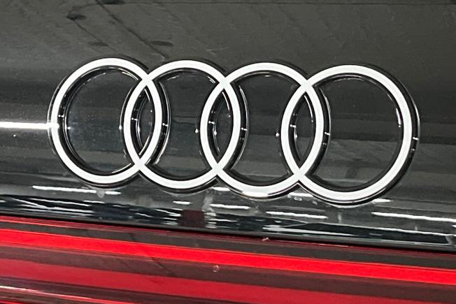 AUDI Q5 Photo 35