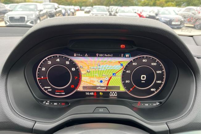 AUDI Q2 Photo 15