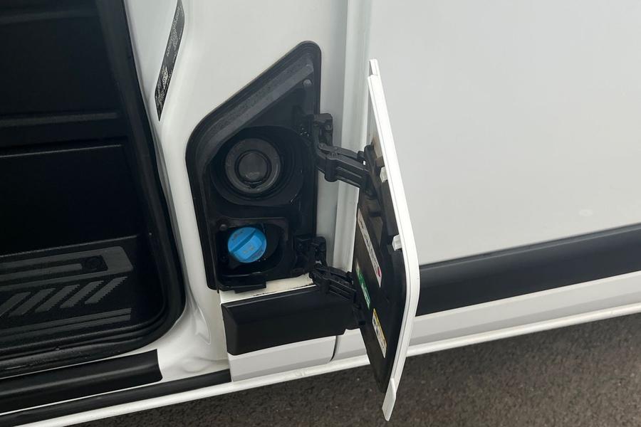 Ford TRANSIT CUSTOM Photo autoimg-324c40a3b1054a61af3d763f95fab6d6ecad674f.jpg