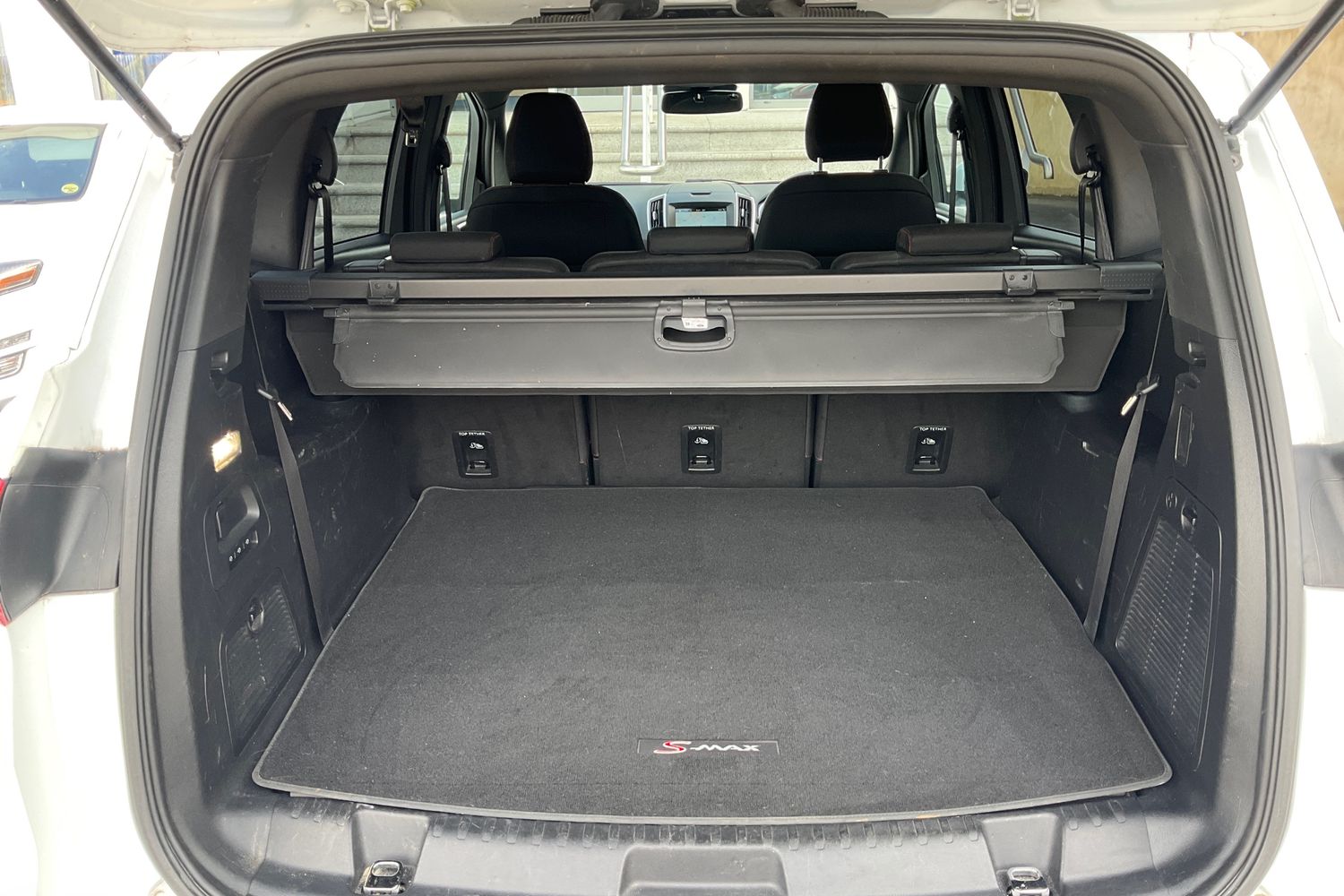 Ford S-MAX Photo 20