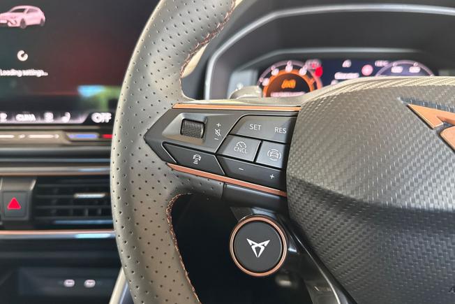 CUPRA Leon Photo 16