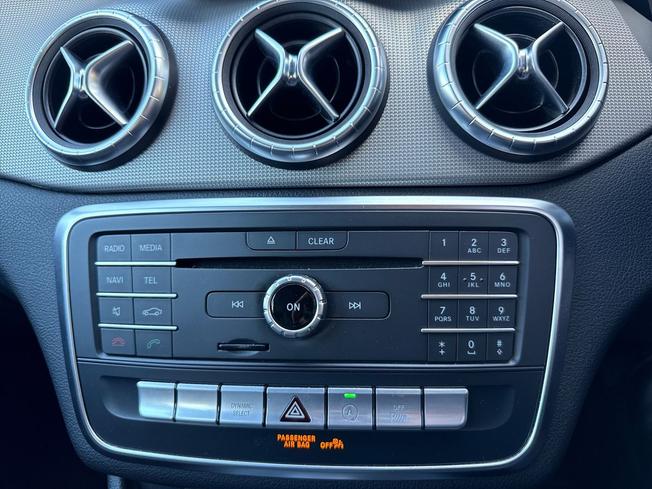 MERCEDES-BENZ CLA Class Photo 33
