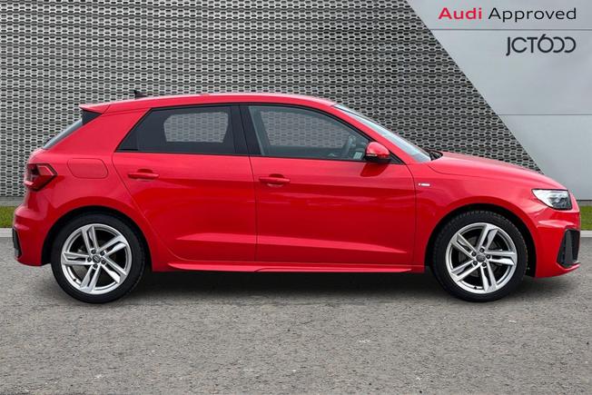 AUDI A1 Photo 4