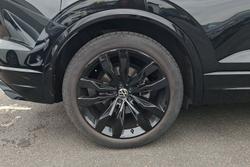 Volkswagen Touareg Photo 5