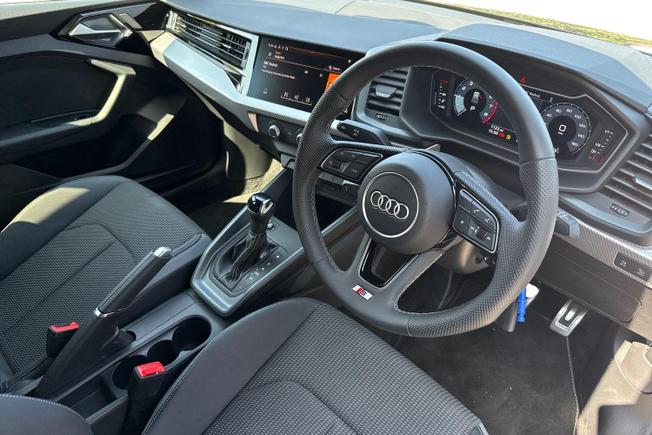 Audi A1 Photo 6