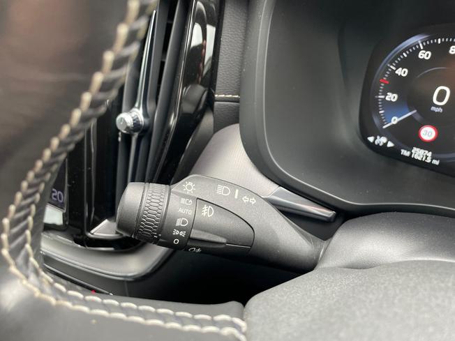 Volvo XC60 Photo 46