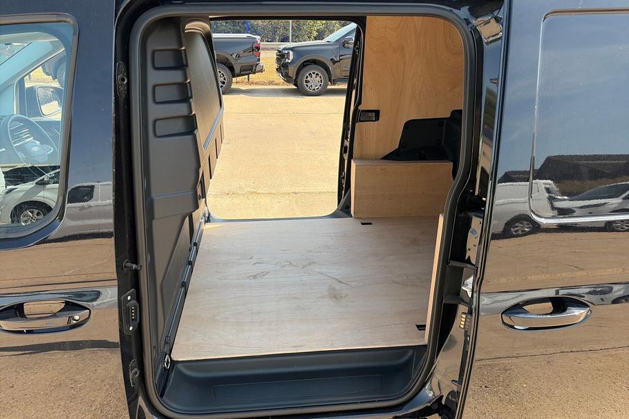 Used Ford TRANSIT CONNECT WP75FXD 19