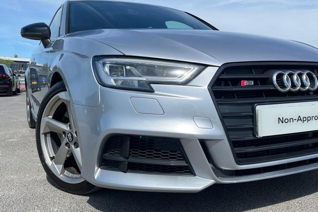 AUDI S3 Photo 19