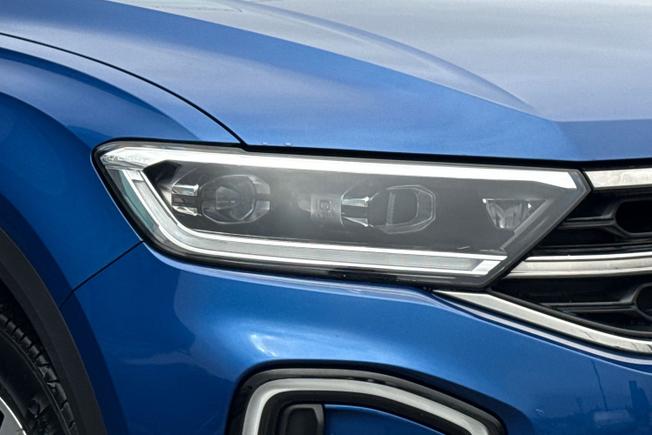 VOLKSWAGEN T-Roc Photo 19